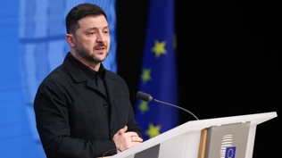 Zelenski'den bar�� plan� i�in referandum a��klamas�