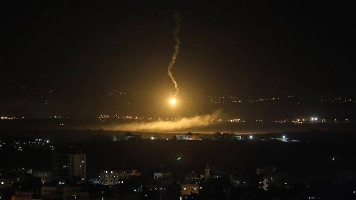 SANA: İsrail, Suriye'ye hava saldırısı düzenledi