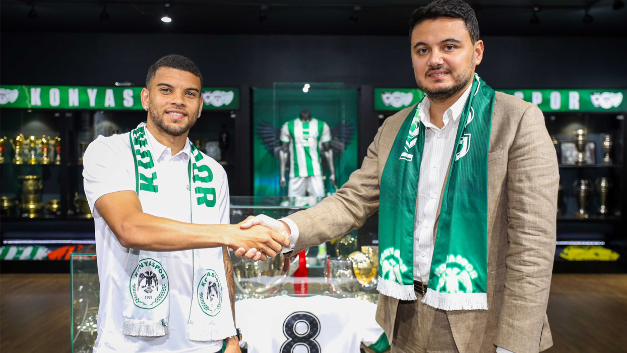 Konyaspor Pedrinho transferini duyurdu