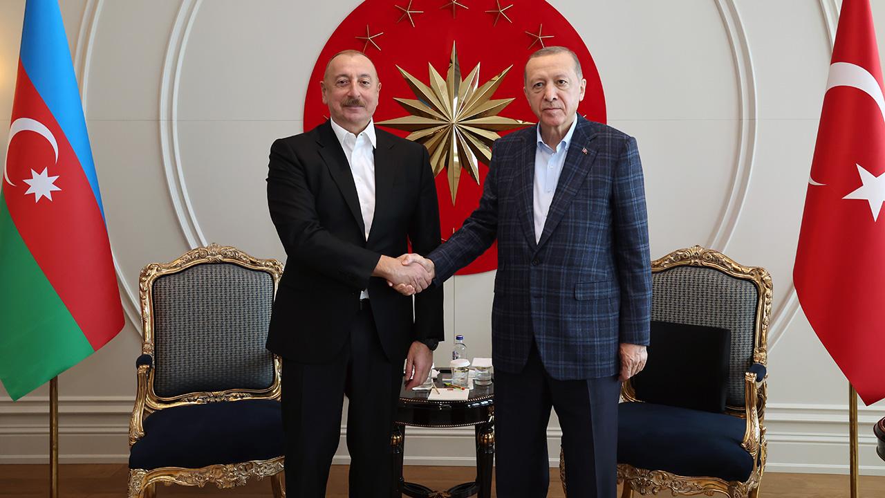 Aliyev'den Cumhurbaşkanı Erdoğan'a 15 Temmuz mektubu: Türk halkı kahramanlık destanı yazdı