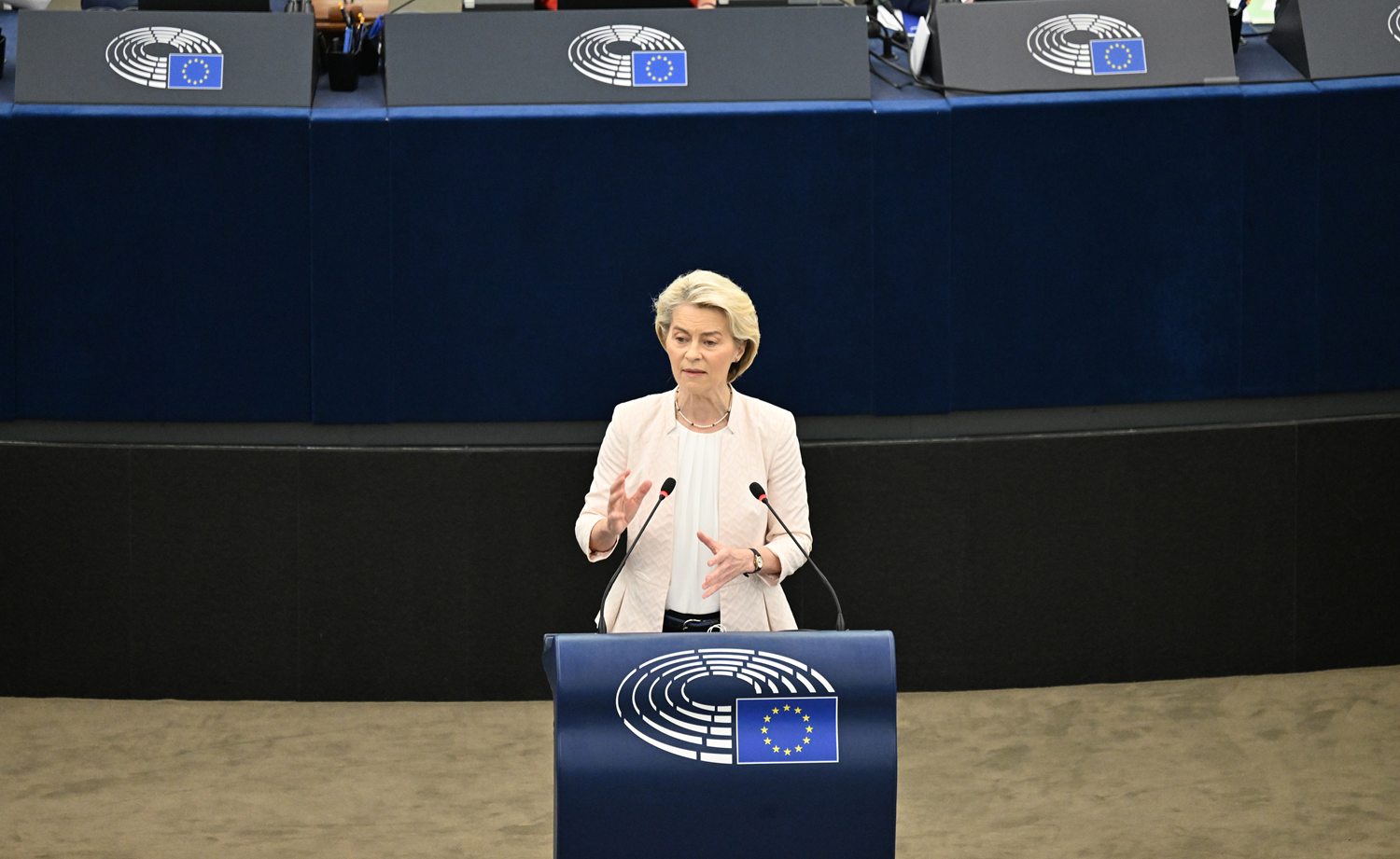 Ursula Von Der Leyen yeniden Avrupa Komisyonu başkanı seçildi