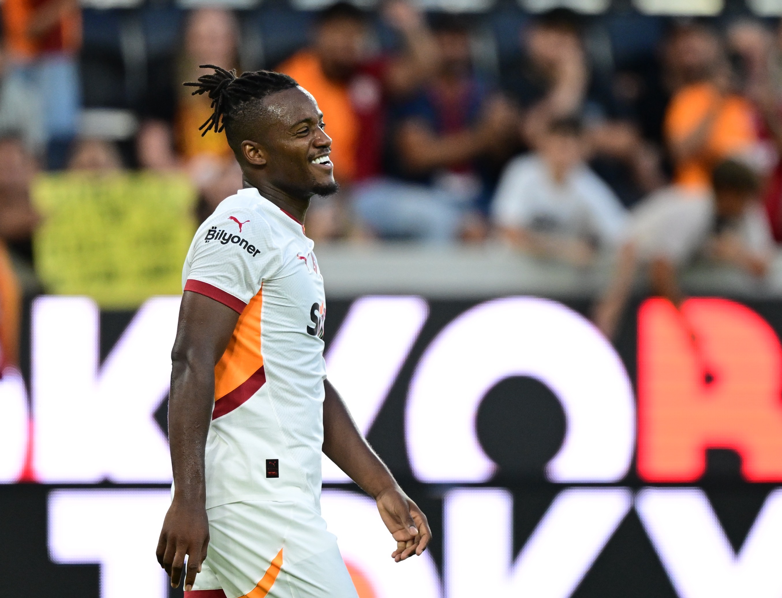 Michy Batshuayi Galatasaray'da siftahını yaptı