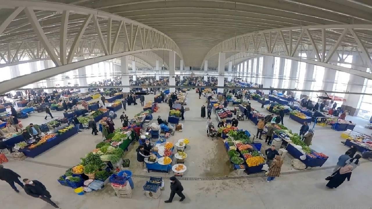 Resmi Gazete'de yayımlanarak yürürlüğe girdi: Pazar yerlerindeki alanlarla ilgili düzenleme