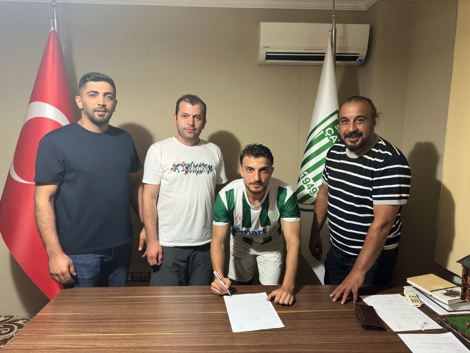 Çayelispor yeni transferini duyurdu