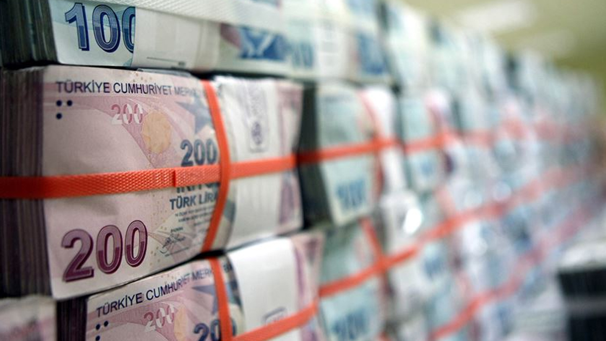 Türk lirası Mart 2021'den bu yana en yüksek seviyeye ulaştı