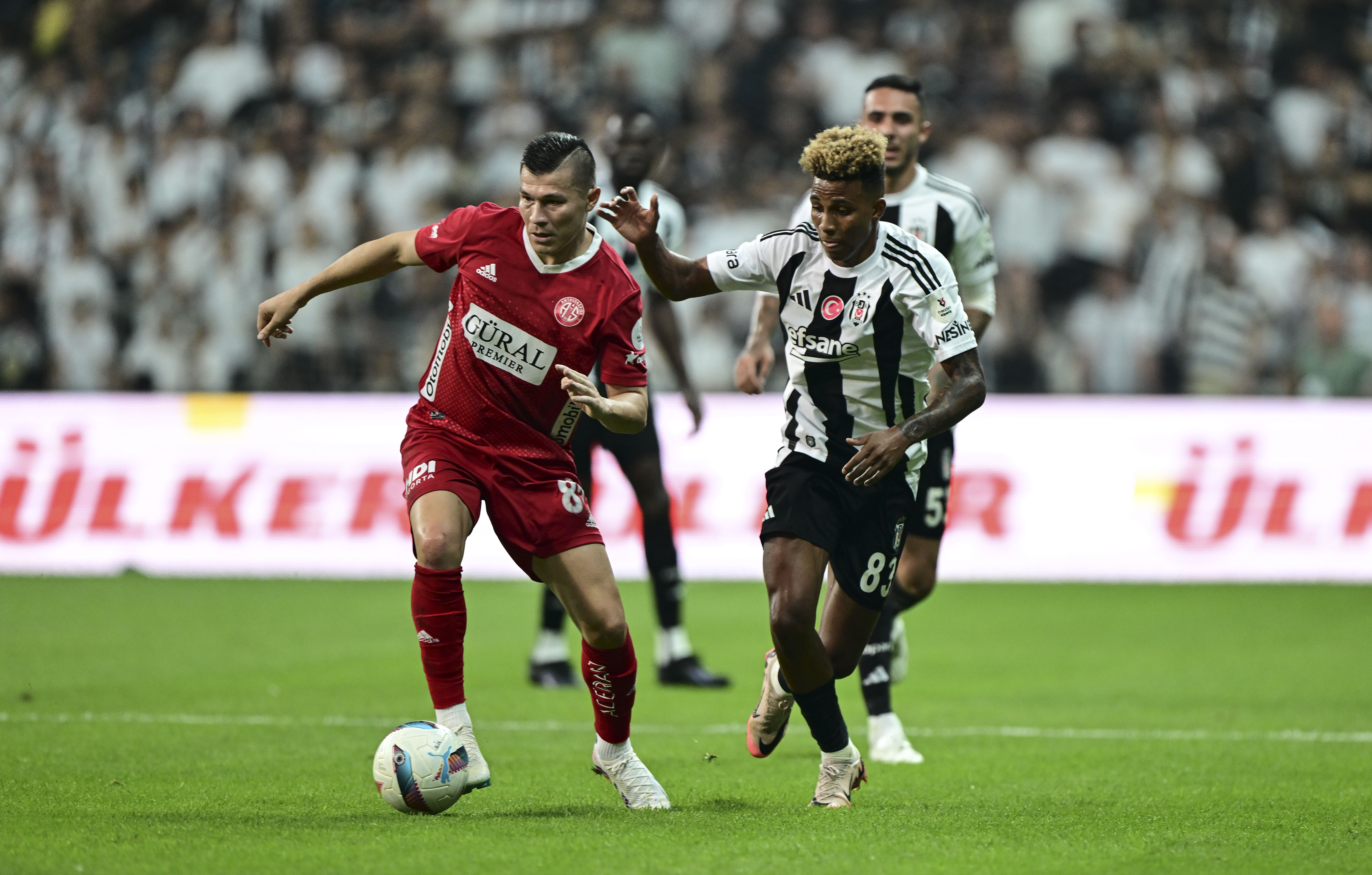 Gedson Fernandes: Herkes birbiri için oynuyor