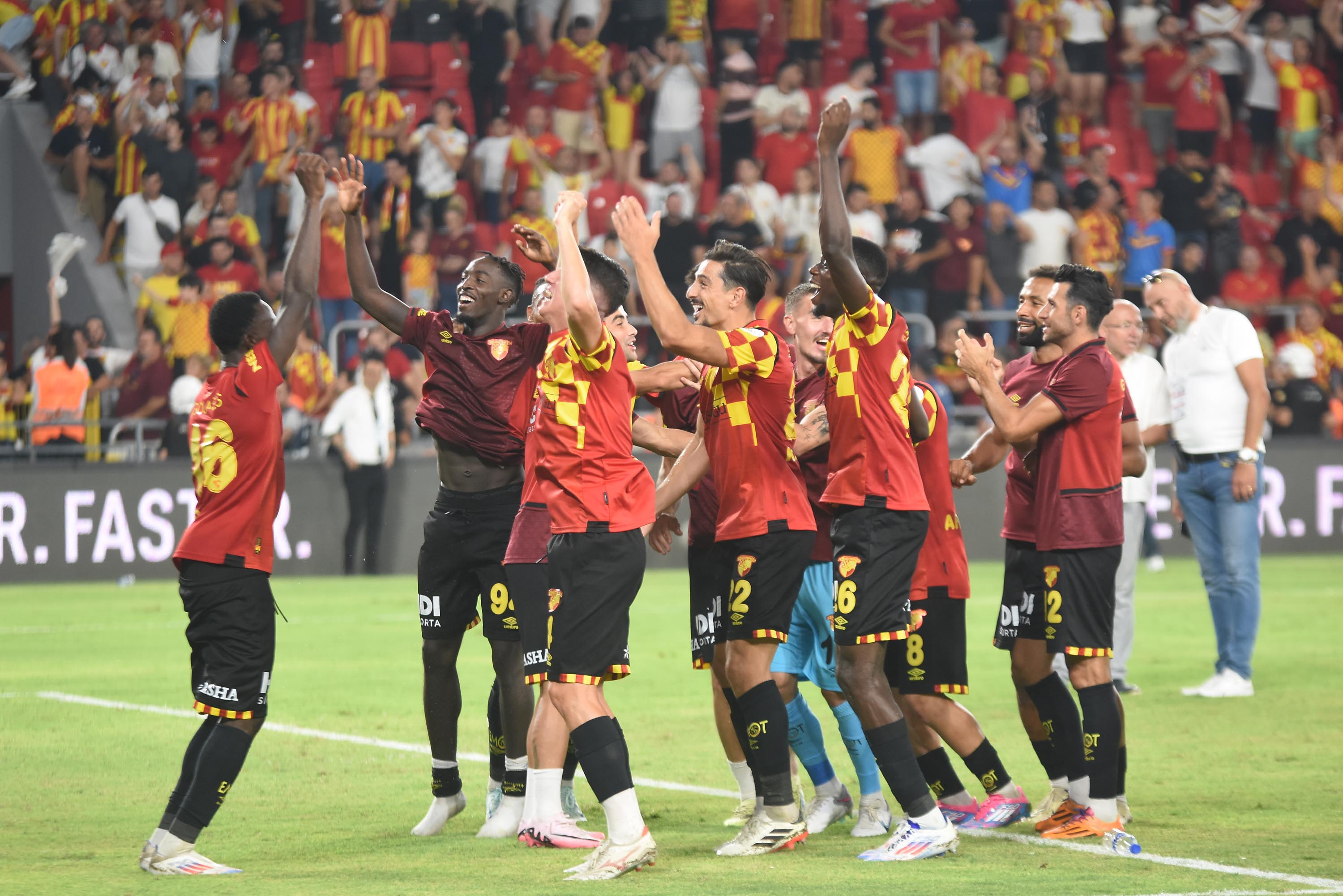 Göztepe, Süper Lig'in ilk 2 haftasında galibiyetle tanışamadı