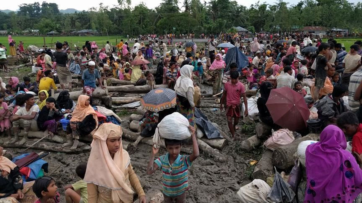 Bangladeş'e bu ay başından itibaren 2 bini aşkın Arakanlı Müslüman sığındı