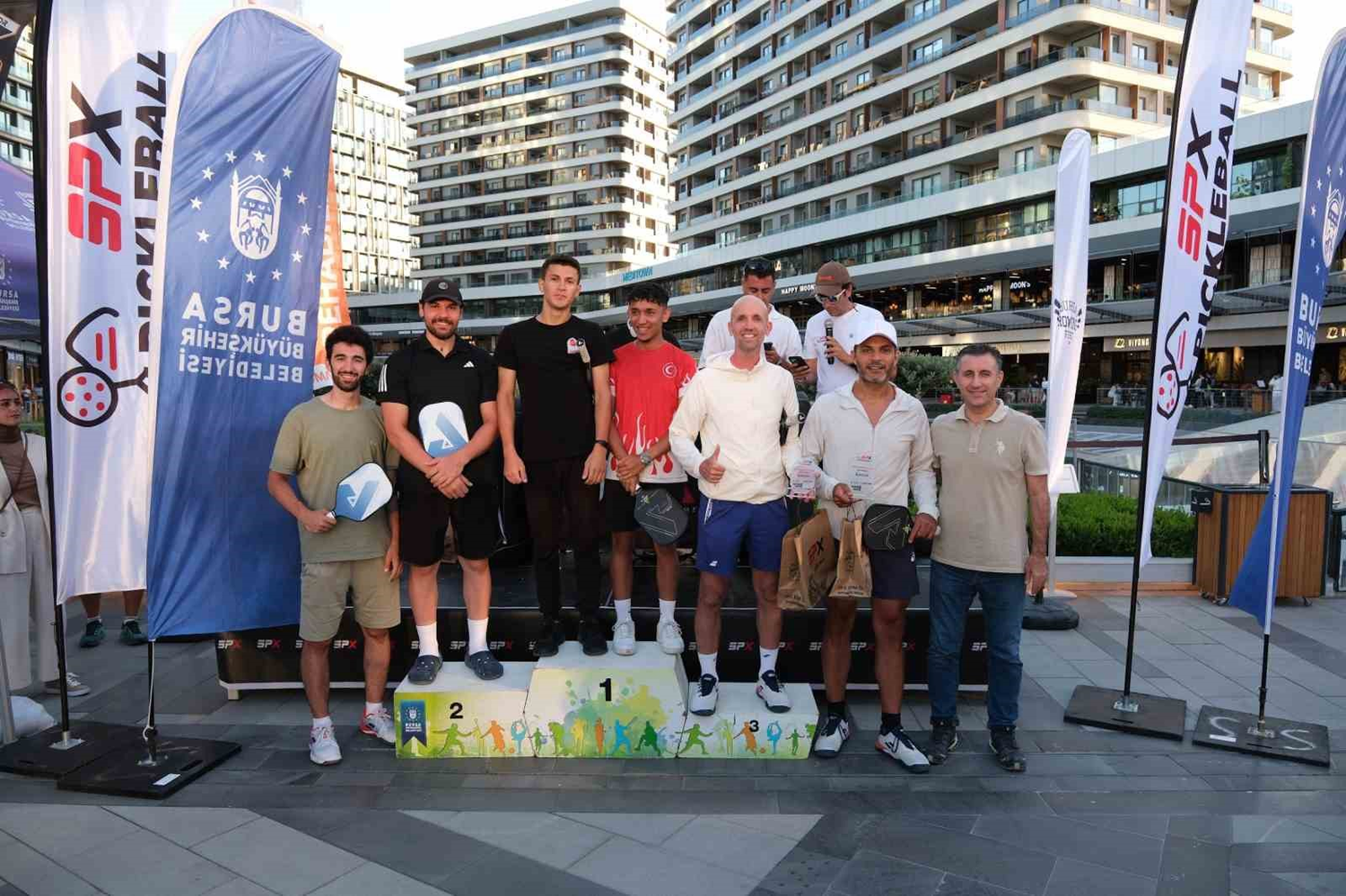 Pickleball Bursa Cup'ta ödüller sahiplerini buldu