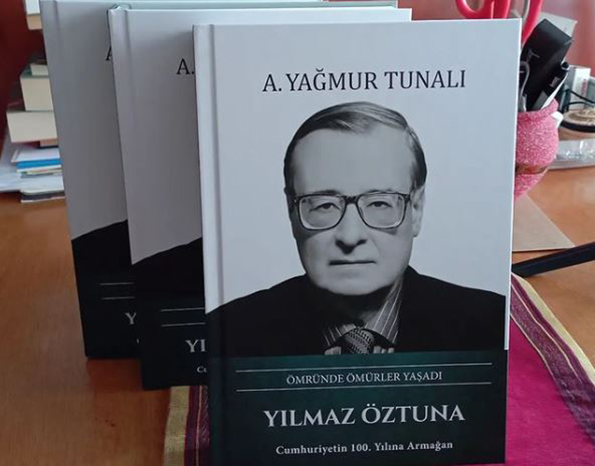 Yılmaz Öztuna için yazılan kitap beğeni topladı