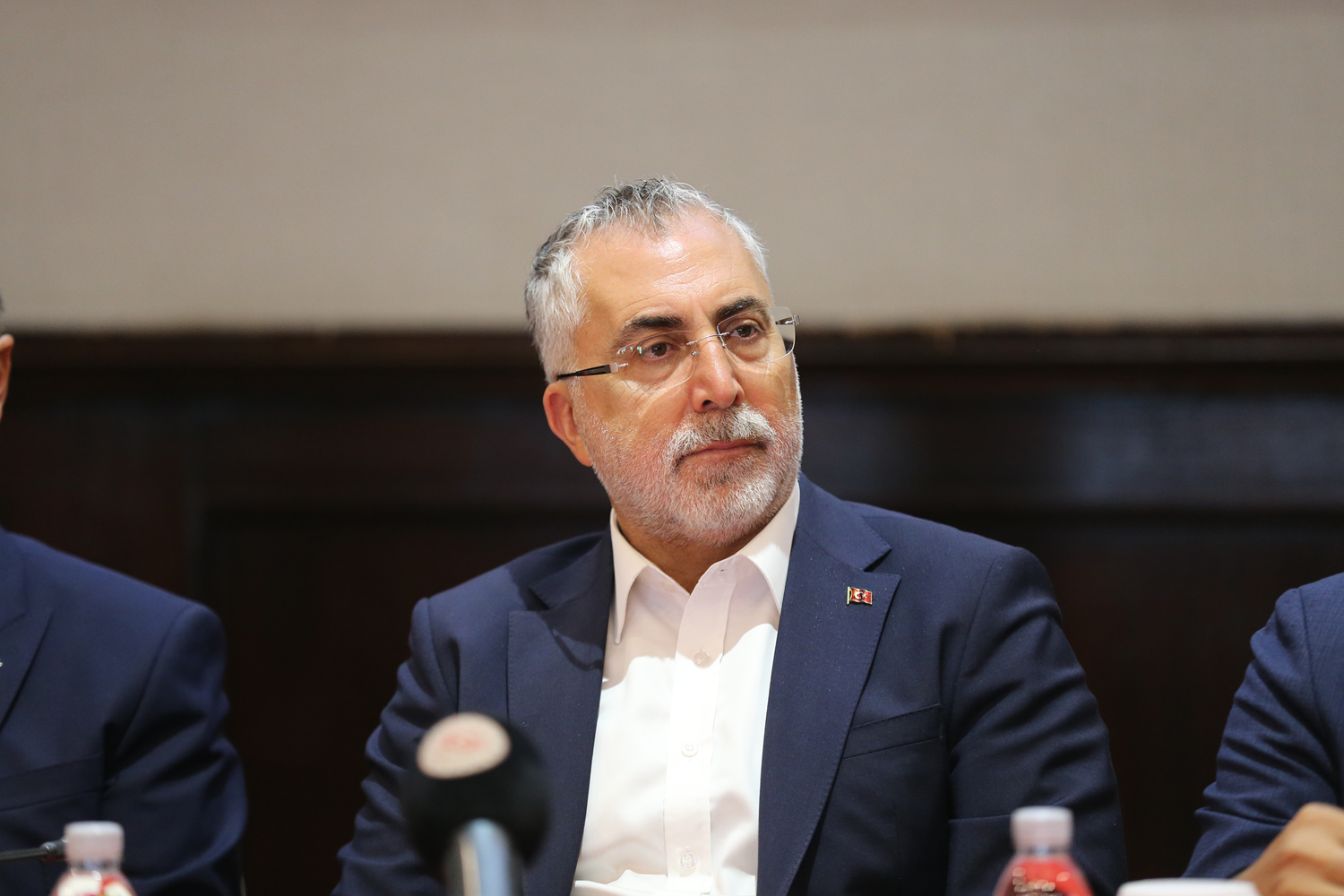 Bakan Işıkhan: İş gücümüz 35 milyon 879 bin kişiye yükseldi