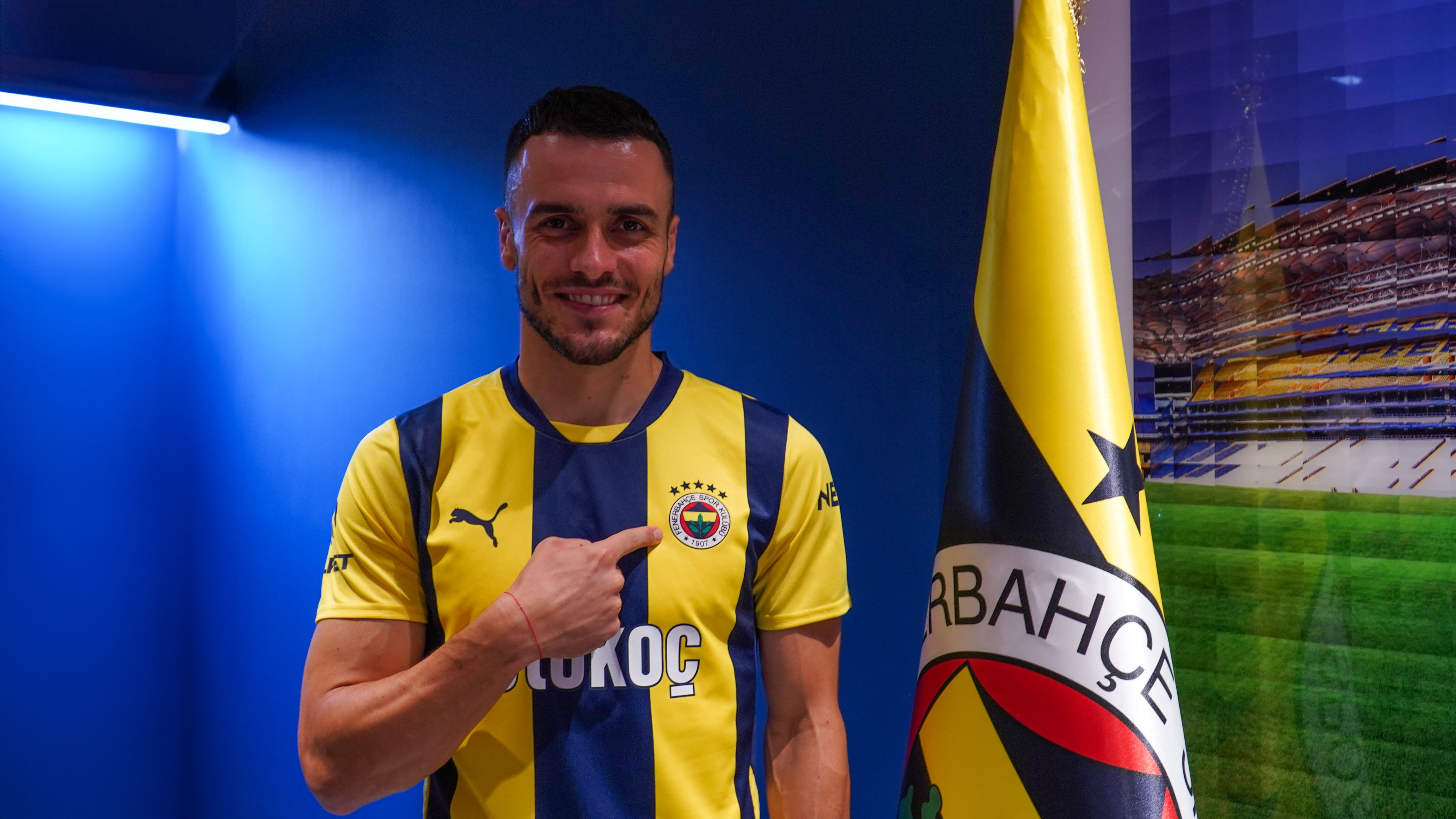 Filip Kostic, Fenerbahçe'nin 193. yabancısı oldu