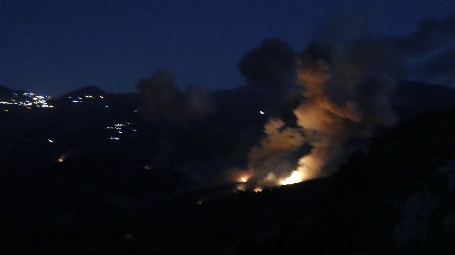 İşgalci İsrail'den Lübnan'a hava saldırısı! Birçok nokta bombardıman altında