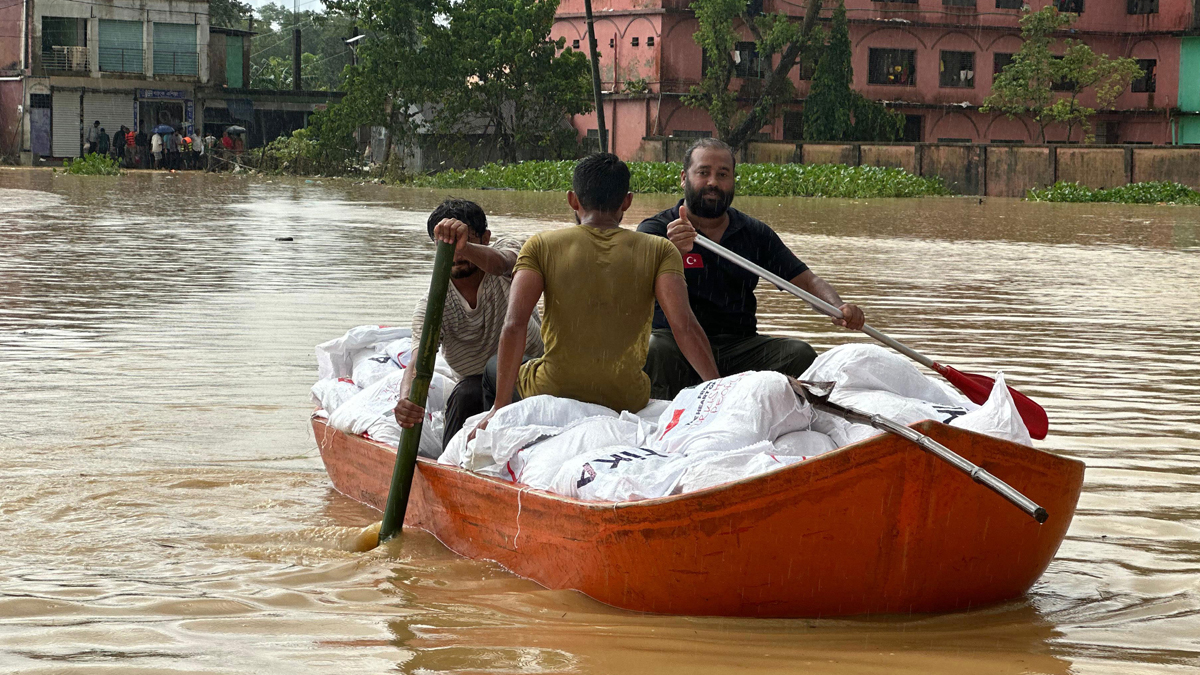 Myanmar'da Yagi Tayfunu can almaya devam ediyor! Ölü sayısı 384'e yükseldi