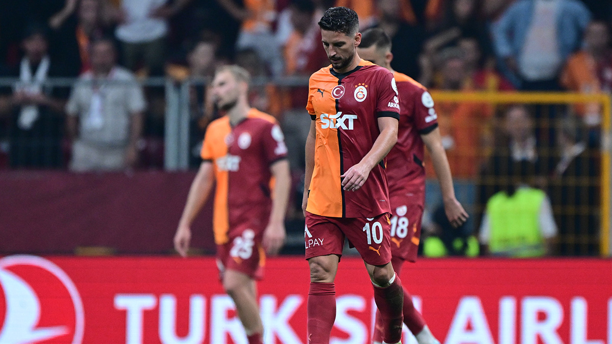 Bu sezonki ilk puan kaybı! Galatasaray kendi sahasında yıkıldı