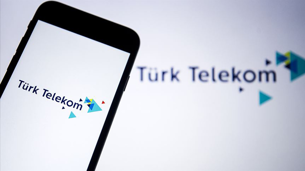 Türk Telekom'dan yüksek performans! 1 Terabit optik iletim hızına ulaştı