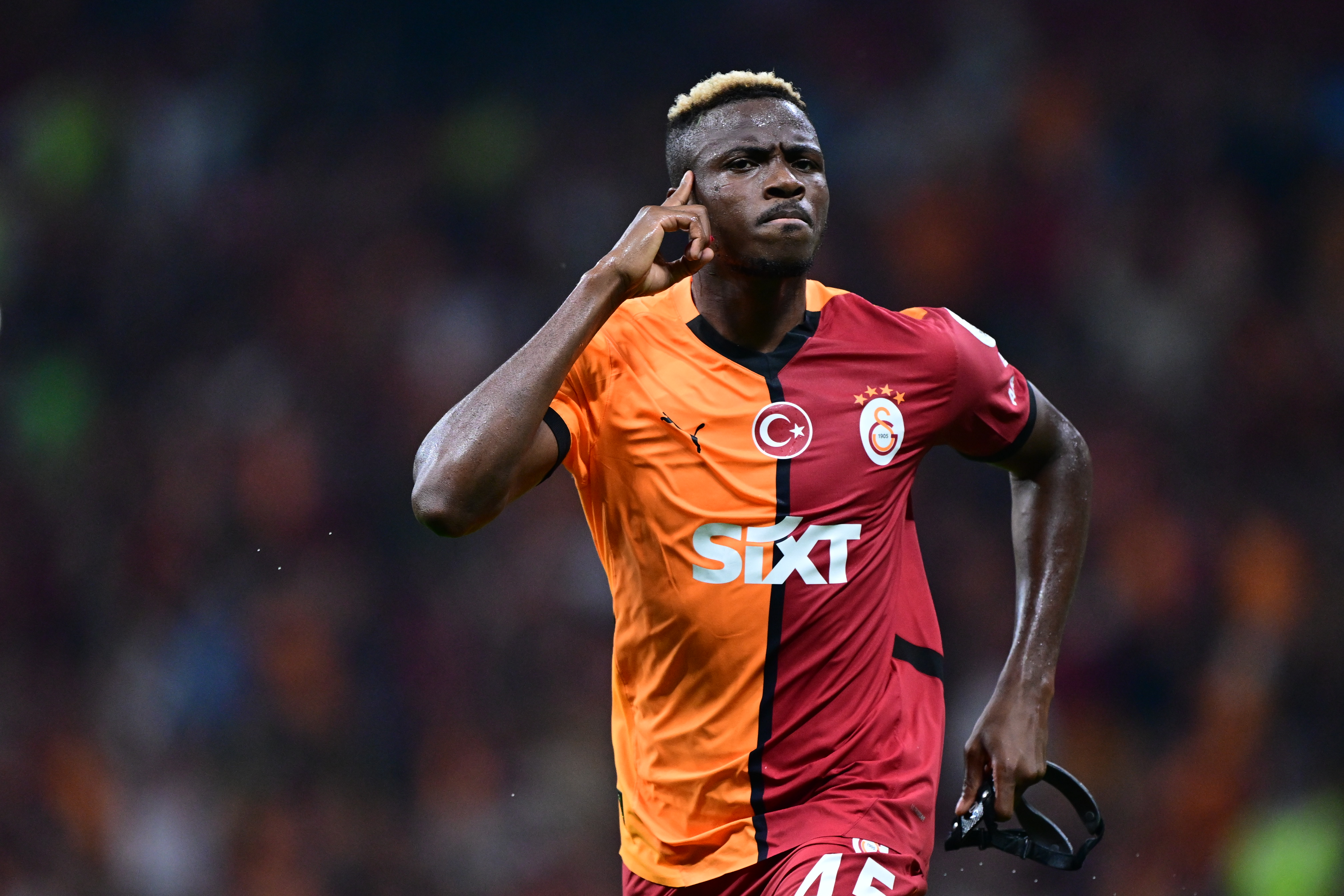 Victor Osimhen'in talipleri bitmiyor! Dünya devi listesine aldı