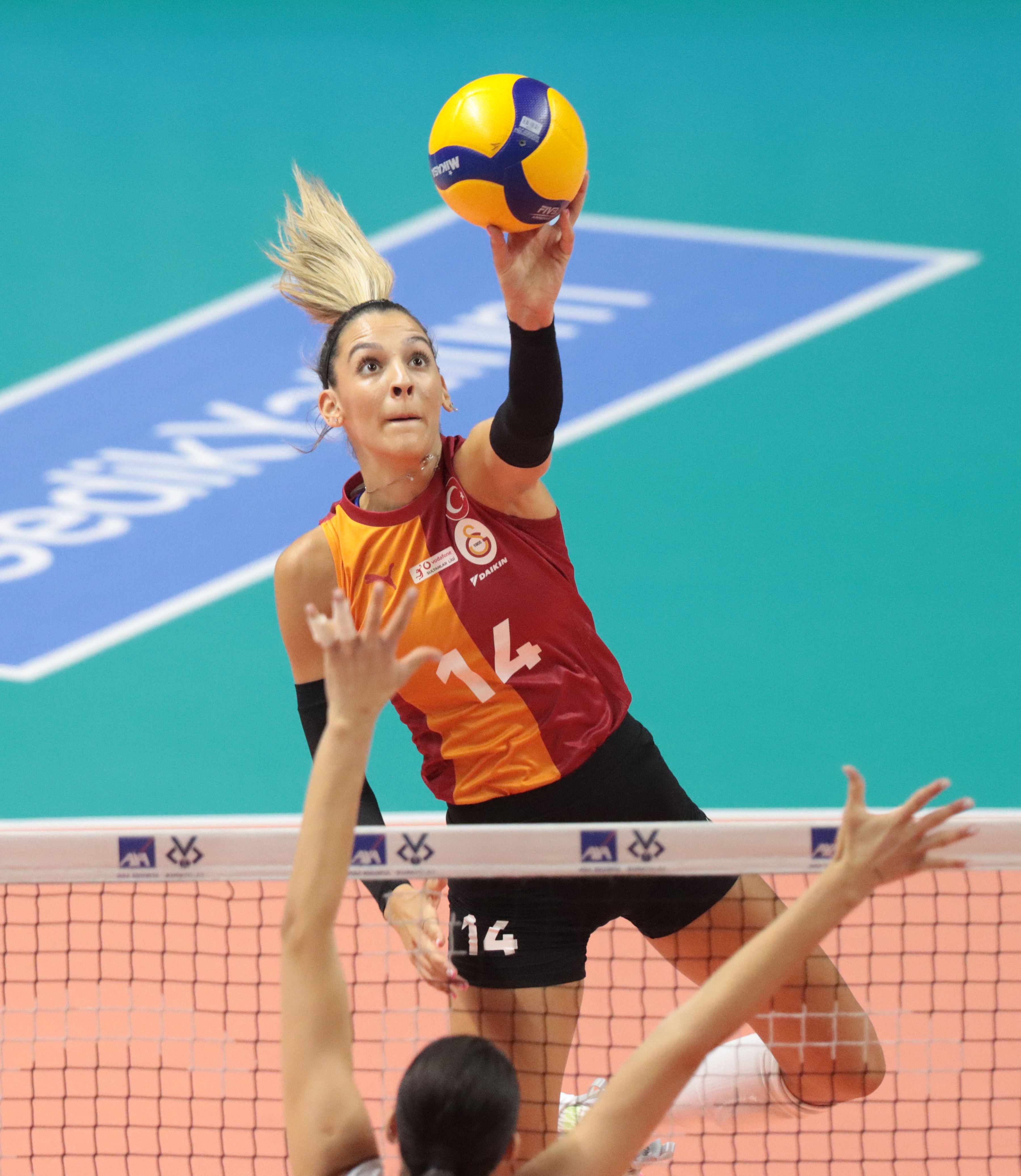 Galatasaray, CEV Challenge Kupası'nda yarın AO Thiras'ı ağırlayacak