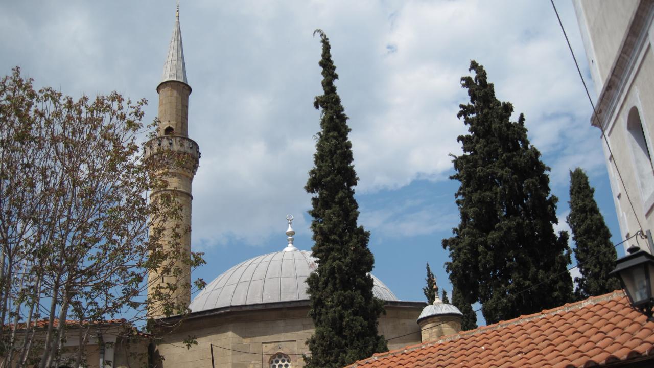 Yunan devletinden provokatif girişim! Batı Trakya Türkleri camiden uzaklaştırdı