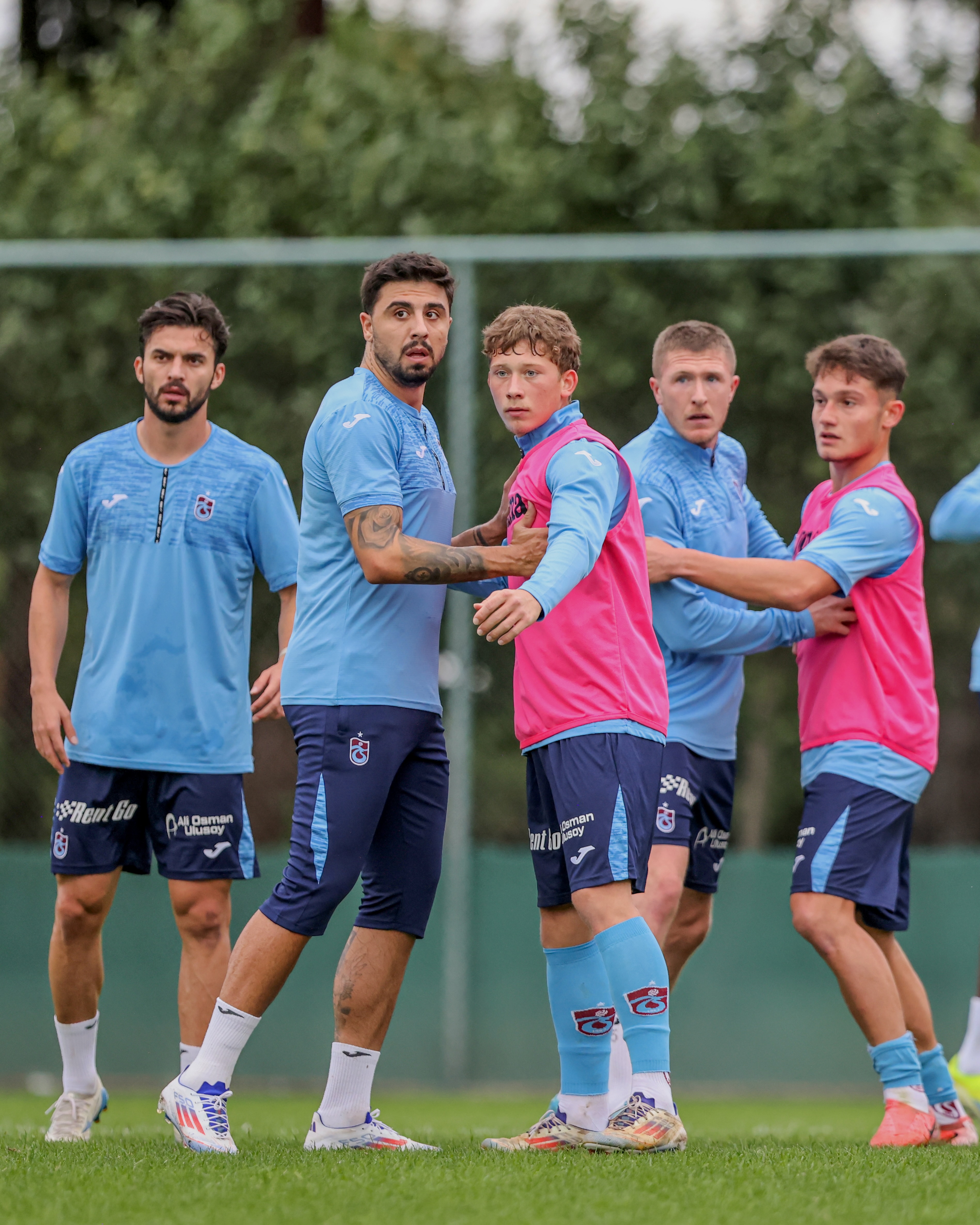 Trabzonspor, Başakşehir maçına U19 takımıyla hazırlandı