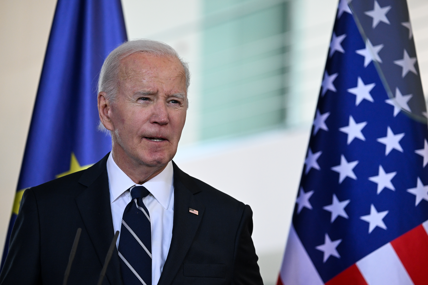 Biden: Ukrayna zorlu bir kışla karşı karşıya