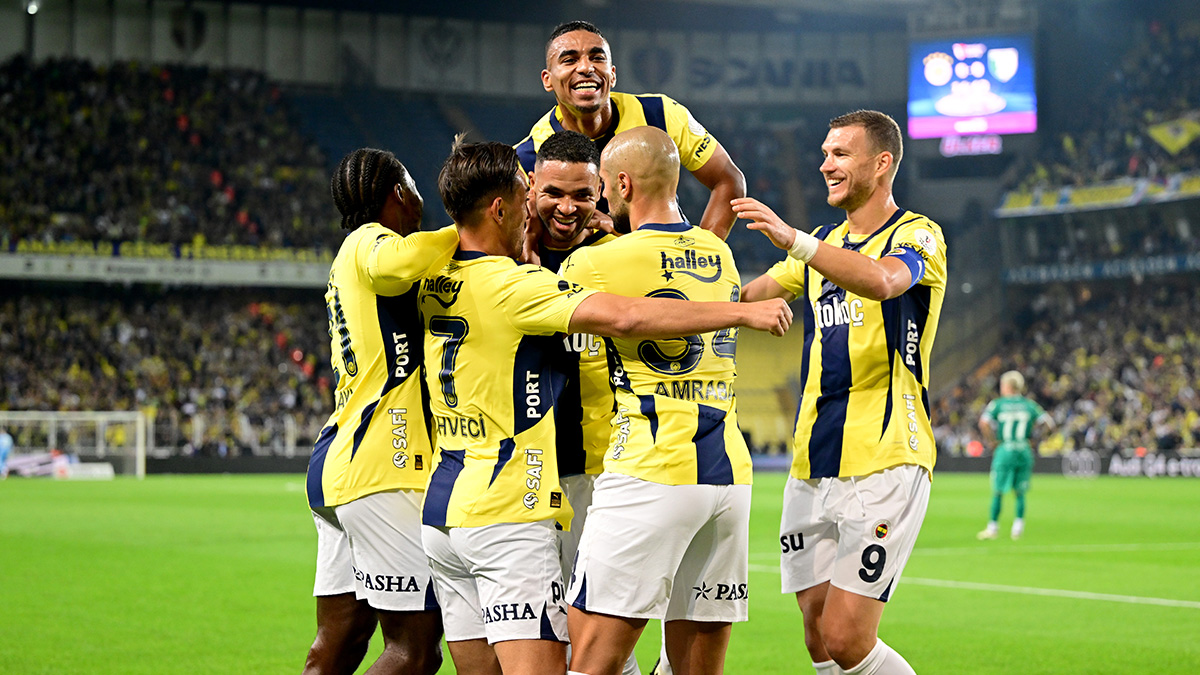 Fenerbahçe Avrupa sahnesine çıkıyor! Zorlu maçta rakip AZ Alkmaar