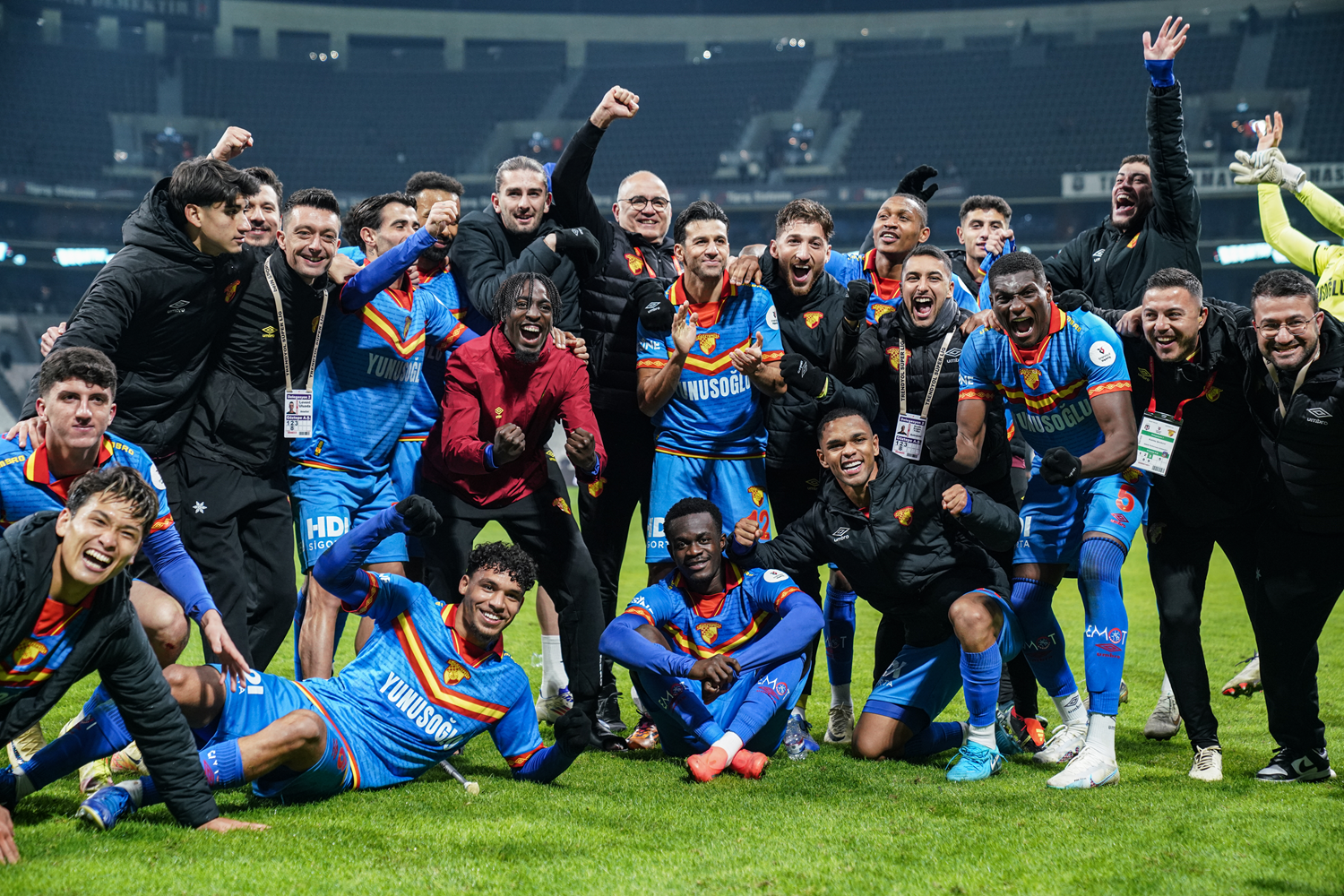 Göztepe ilk deplasman galibiyetini Beşiktaş'a karşı aldı