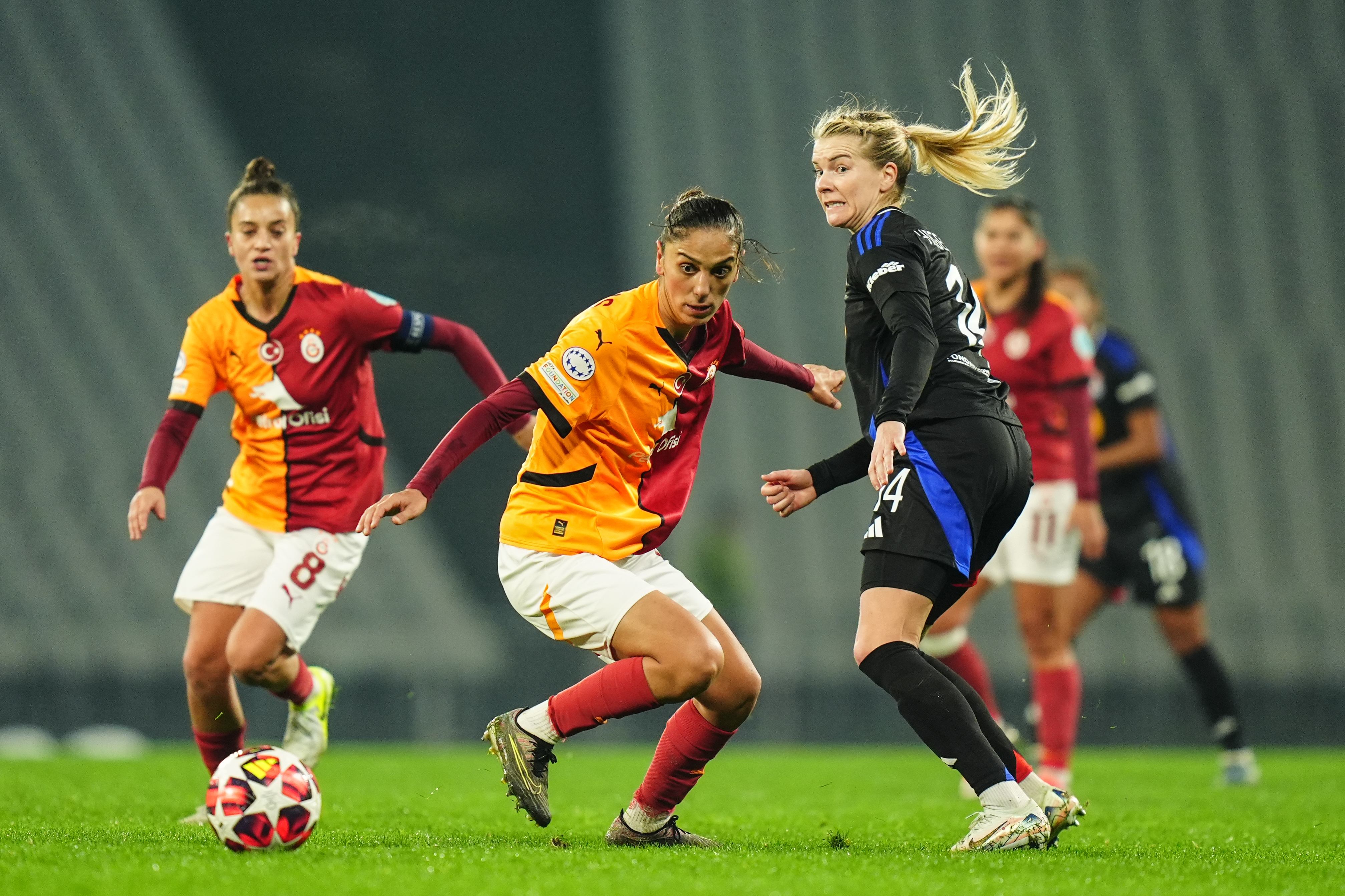Kadınlar Şampiyonlar Ligi'nde Galatasaray, Lyon'a farklı kaybetti