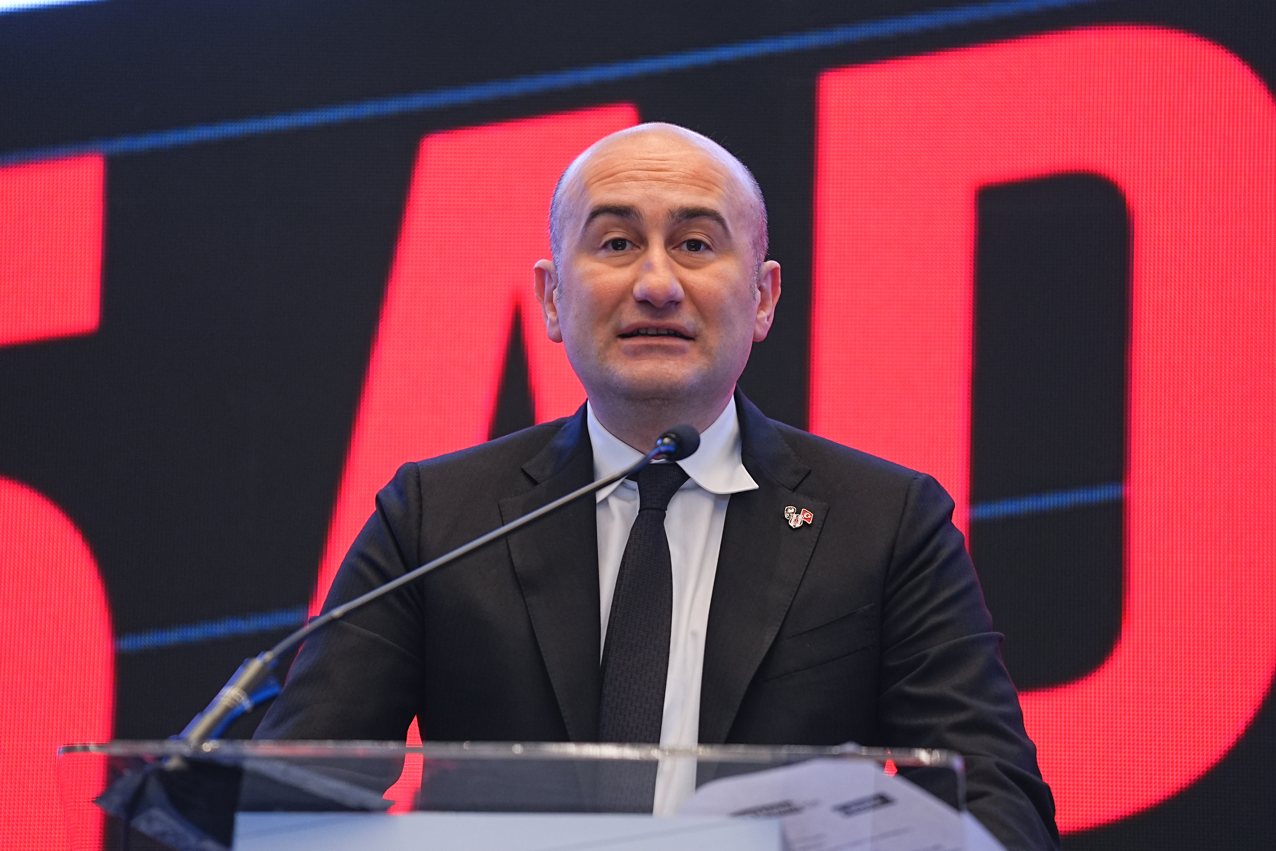 Hüseyin Yücel sosyal medyadan paylaştı: Manipülasyonlara başvuruyor