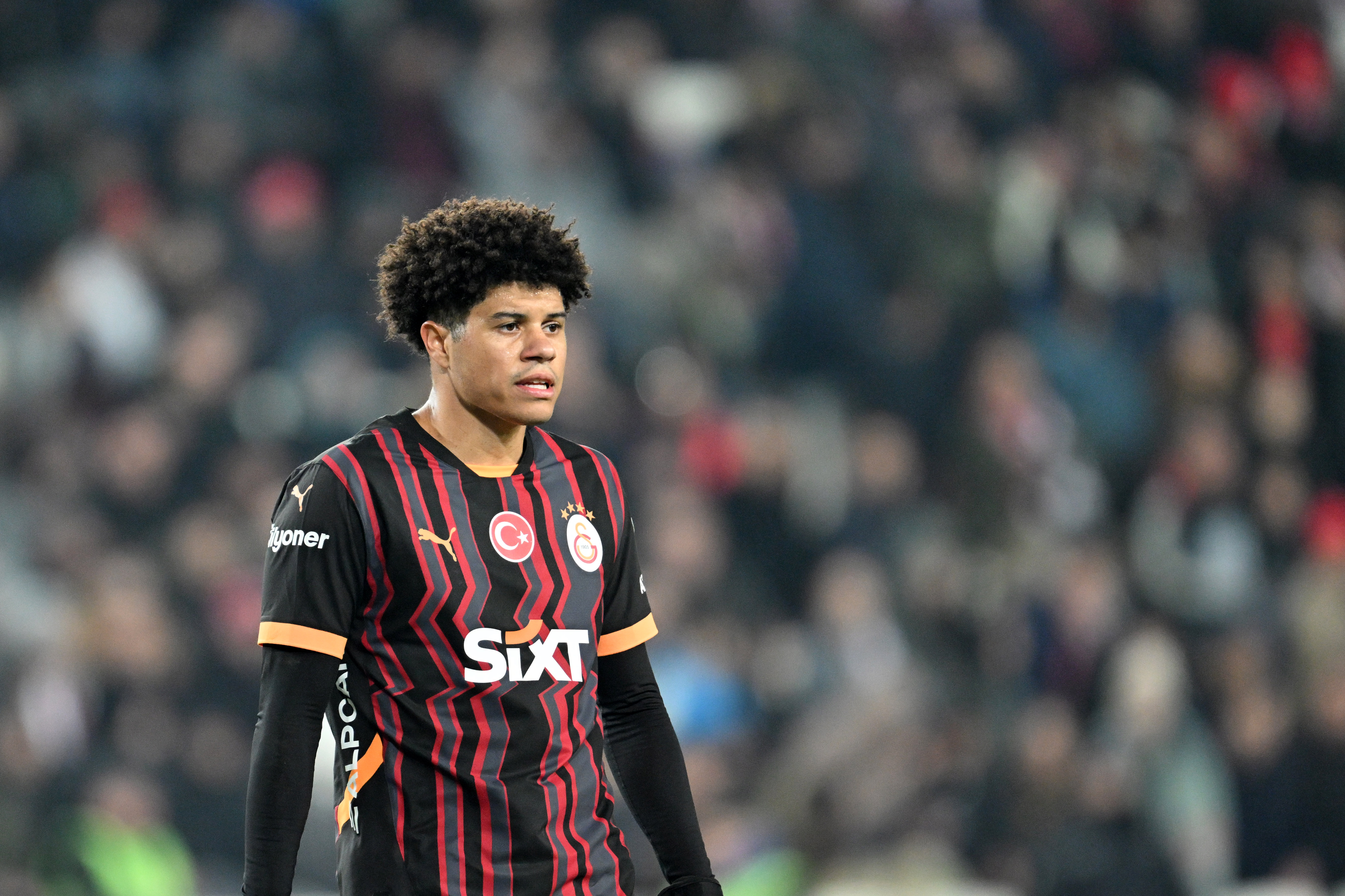 Galatasaray resmen açıkladı! Gabriel Sara'nın durumu belli oldu