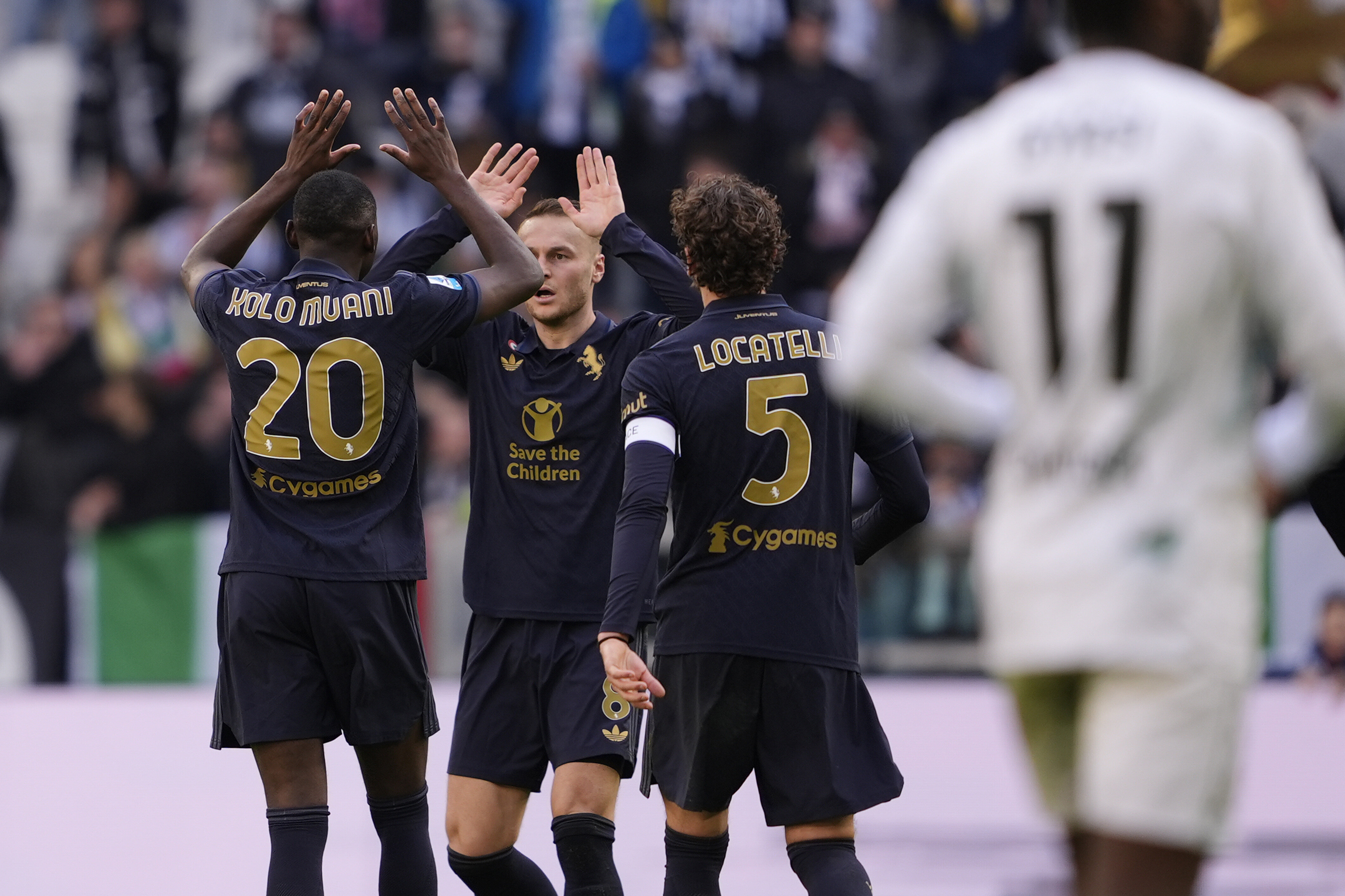 Juventus, Empoli engelini 4 golle geçti