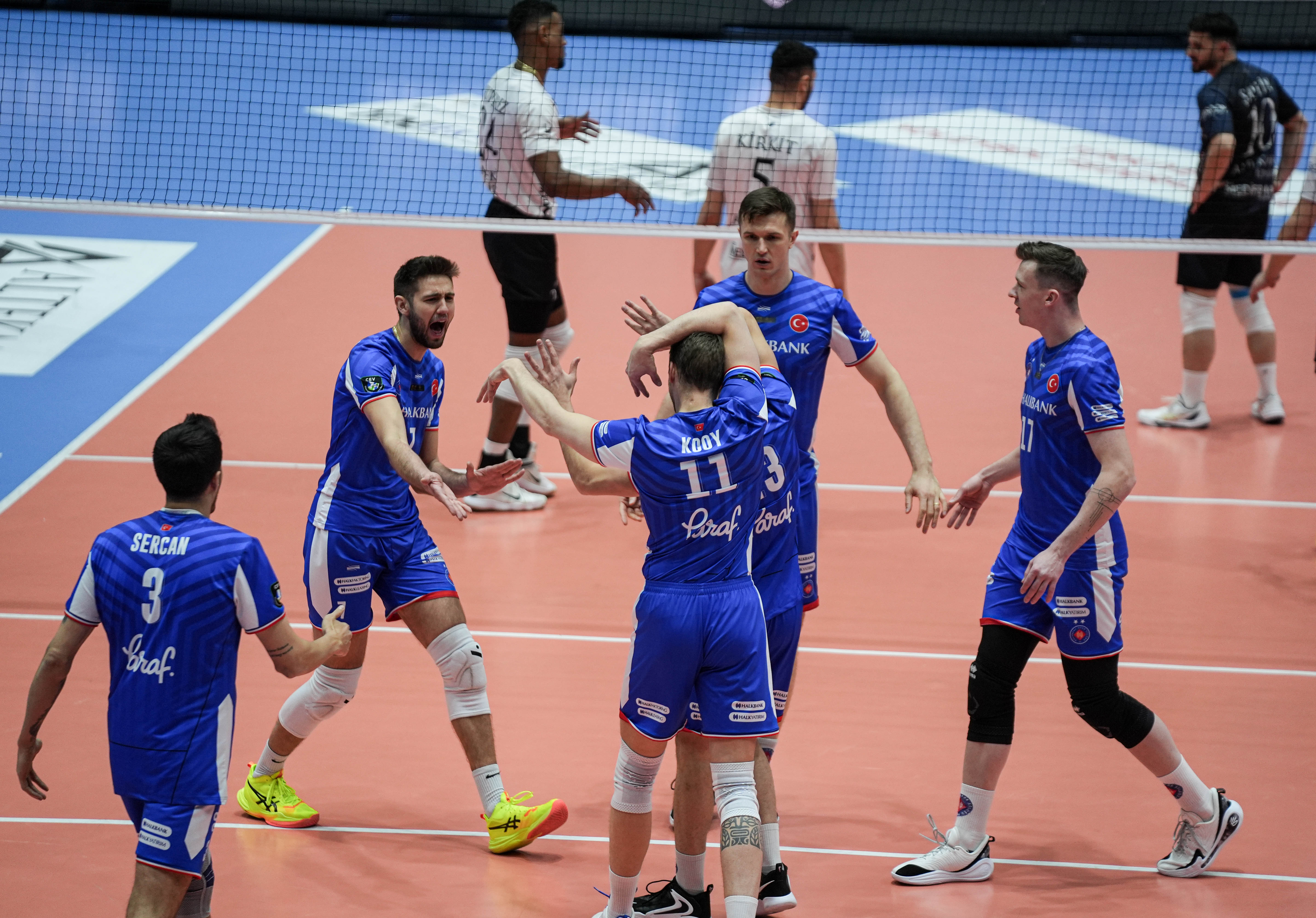 Halkbank, Şampiyonlar Ligi'nde tur için parkeye çıkacak