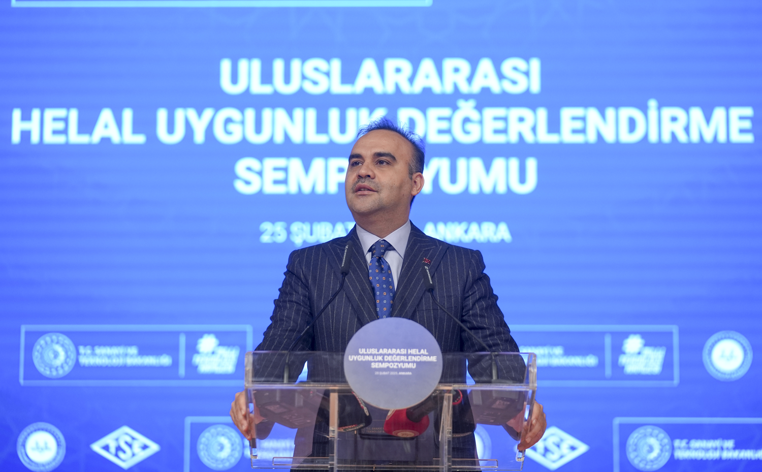 Bakan Kacır: Türkiye'nin küresel helal ekonomisindeki rolü gün geçtikçe artıyor
