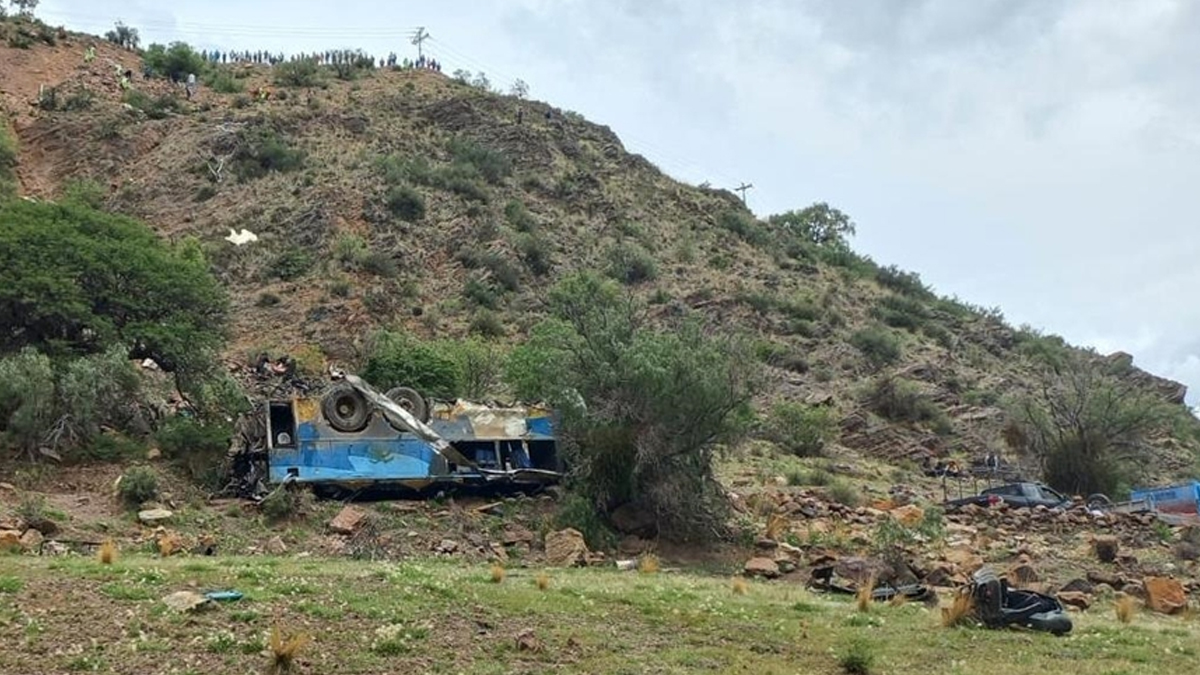 Bolivya'da katliam gibi kaza! 33 kişi hayatını kaybetti