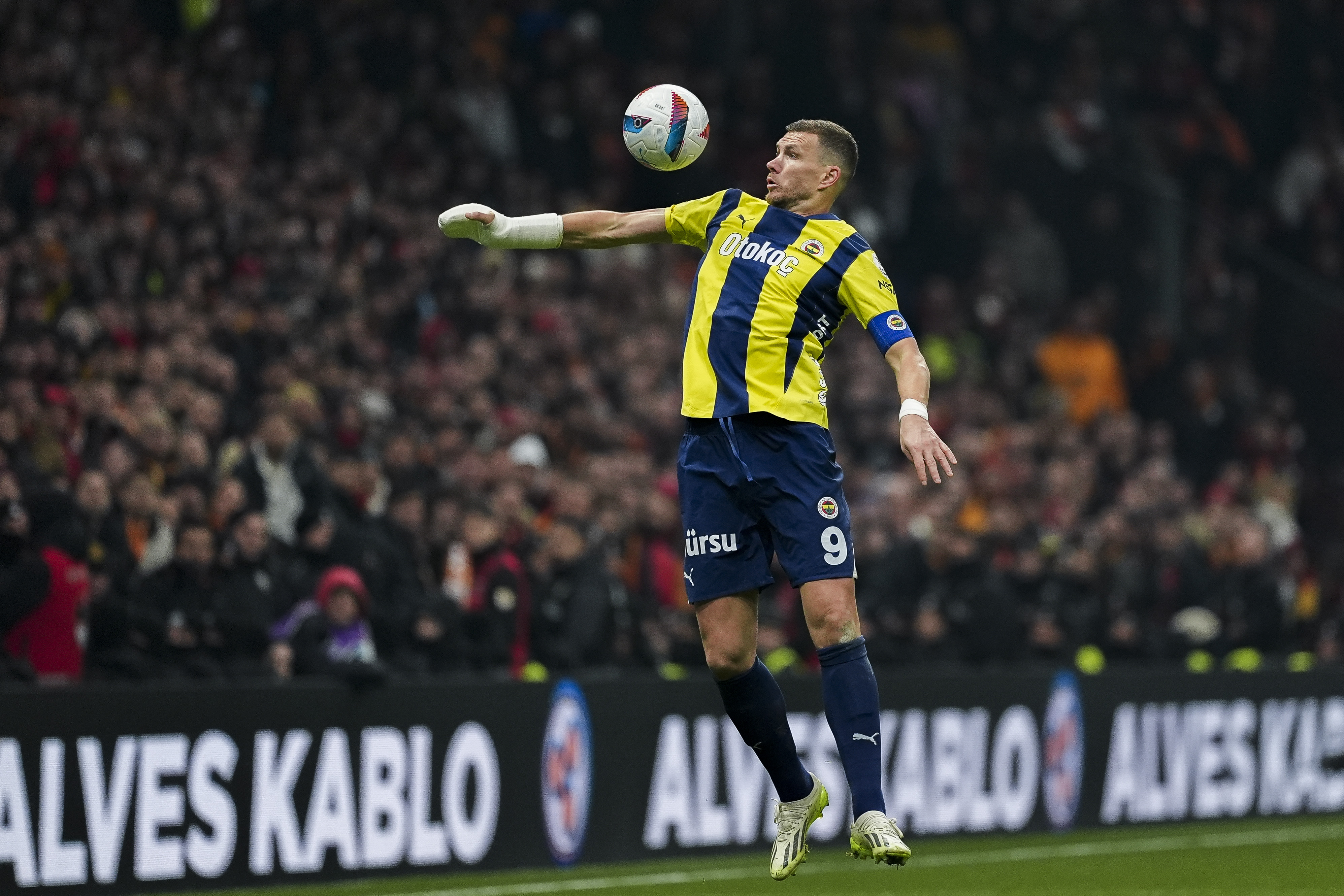Edin Dzeko, Bosna Hersek aday kadrosuna çağrıldı