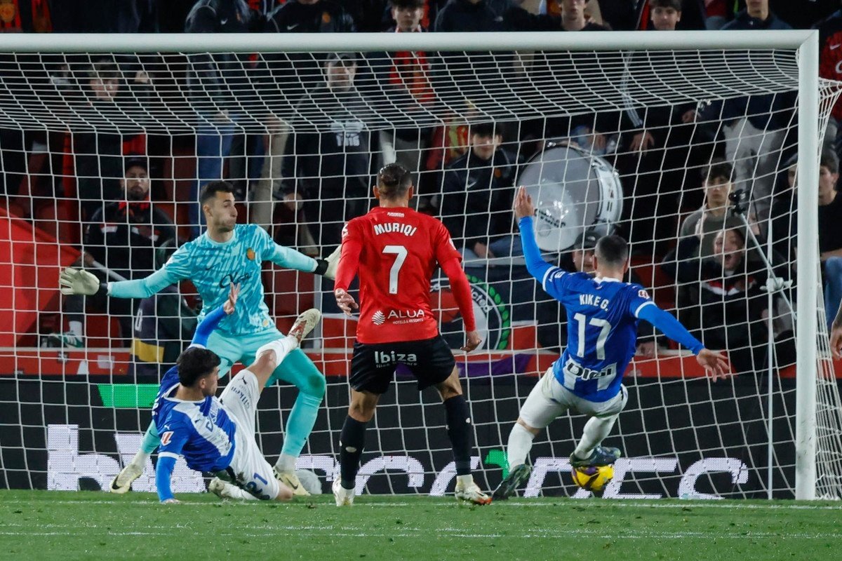 Mallorca ile Deportivo Alaves puanları paylaştı