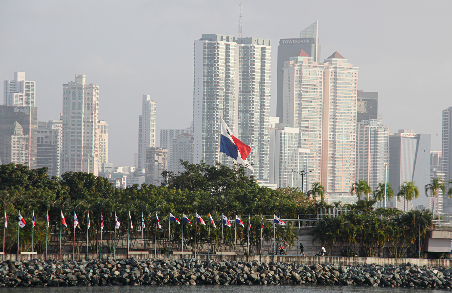 Panama'da ülkenin büyük bölümü elektriksiz kaldı
