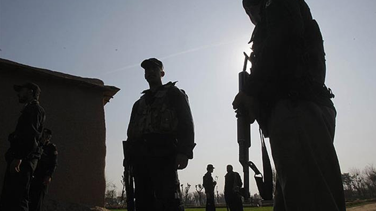Pakistan'da çatışmalar sürüyor: 16 militan etkisiz hale getirildi
