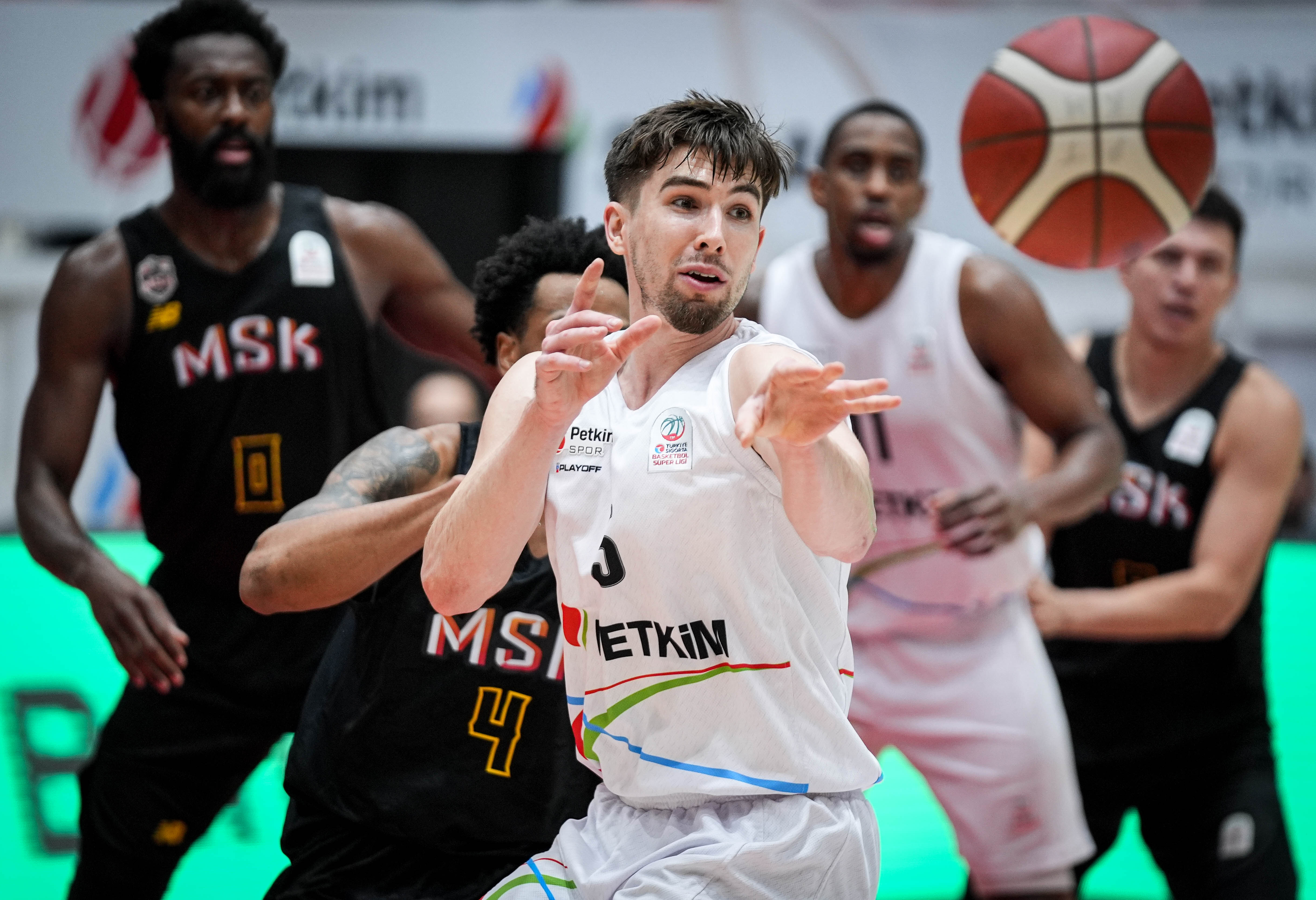 Petkimspor, çeyrek final için parkede