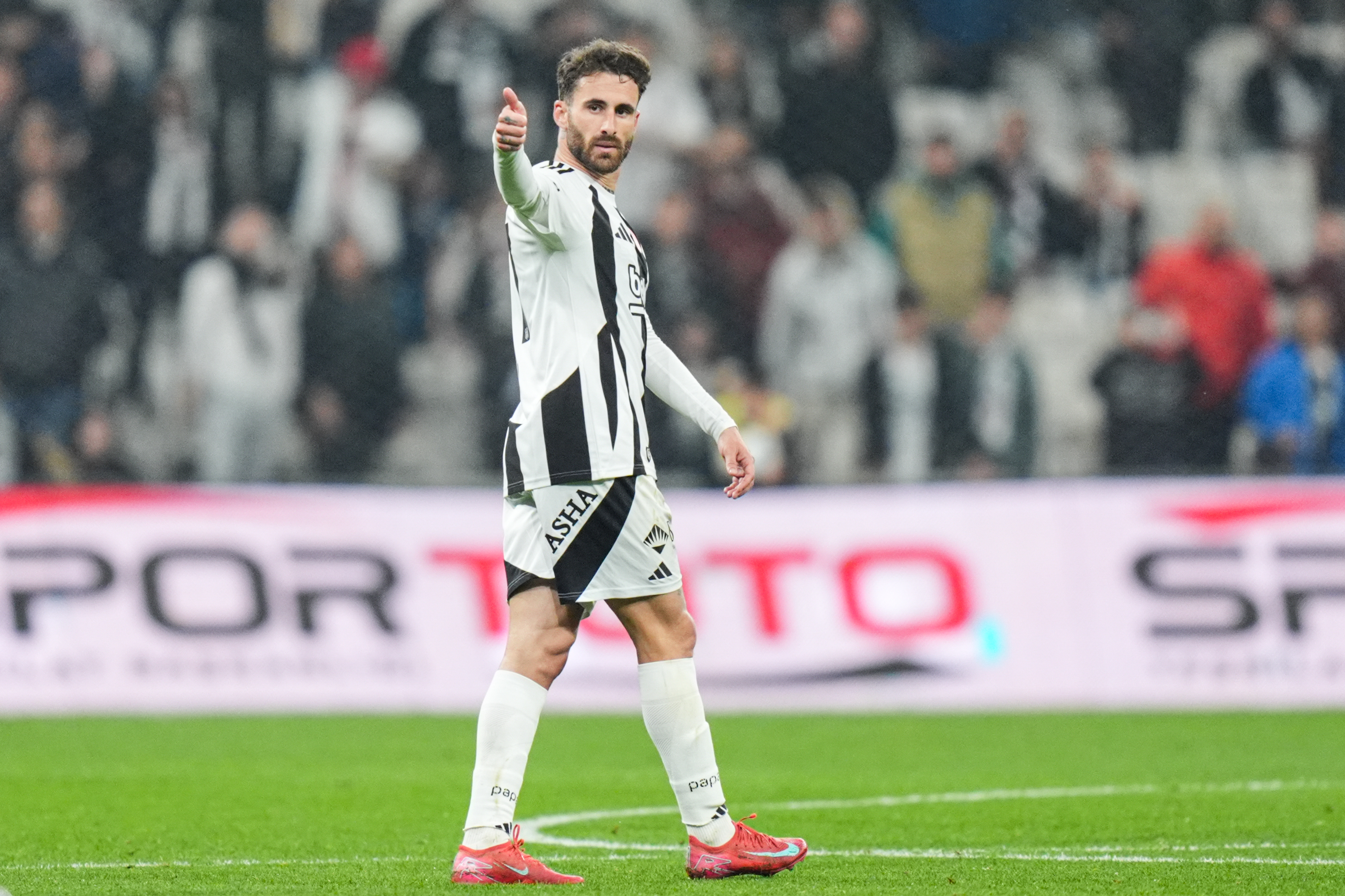 Rafa Silva atmaya devam ediyor
