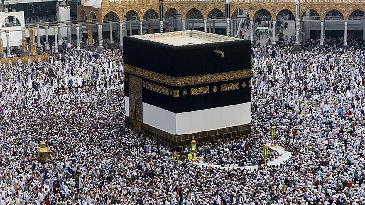 Suudi Arabistan'dan izinsiz hac yapanlara yaptırım kararı