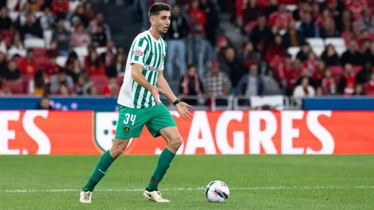 Rio Ave'de ayın futbolcusu Demir Ege Tıknaz