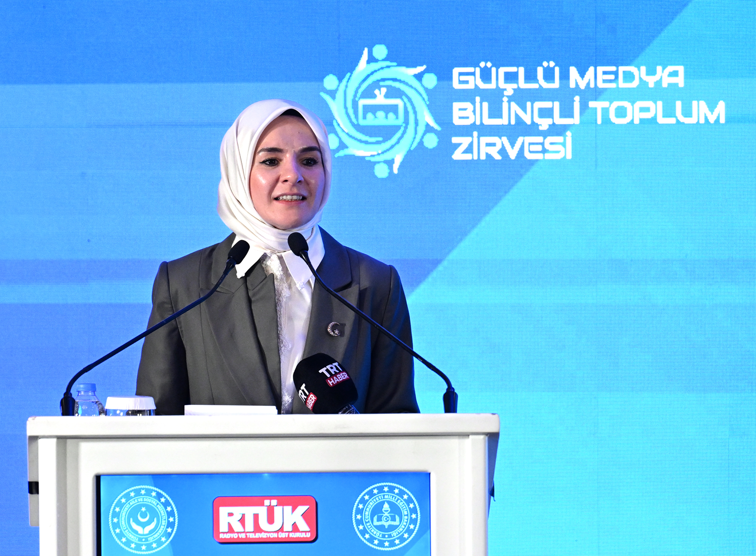 Aile ve Gençlik Fonu'na kaç kişi başvurdu? Bakan Göktaş rakam verdi