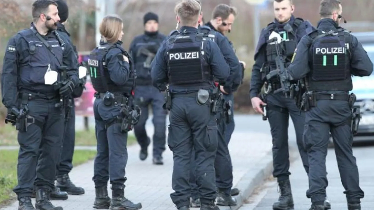 Stuttgart'ta arabalı saldırı: En az 3 yaralı