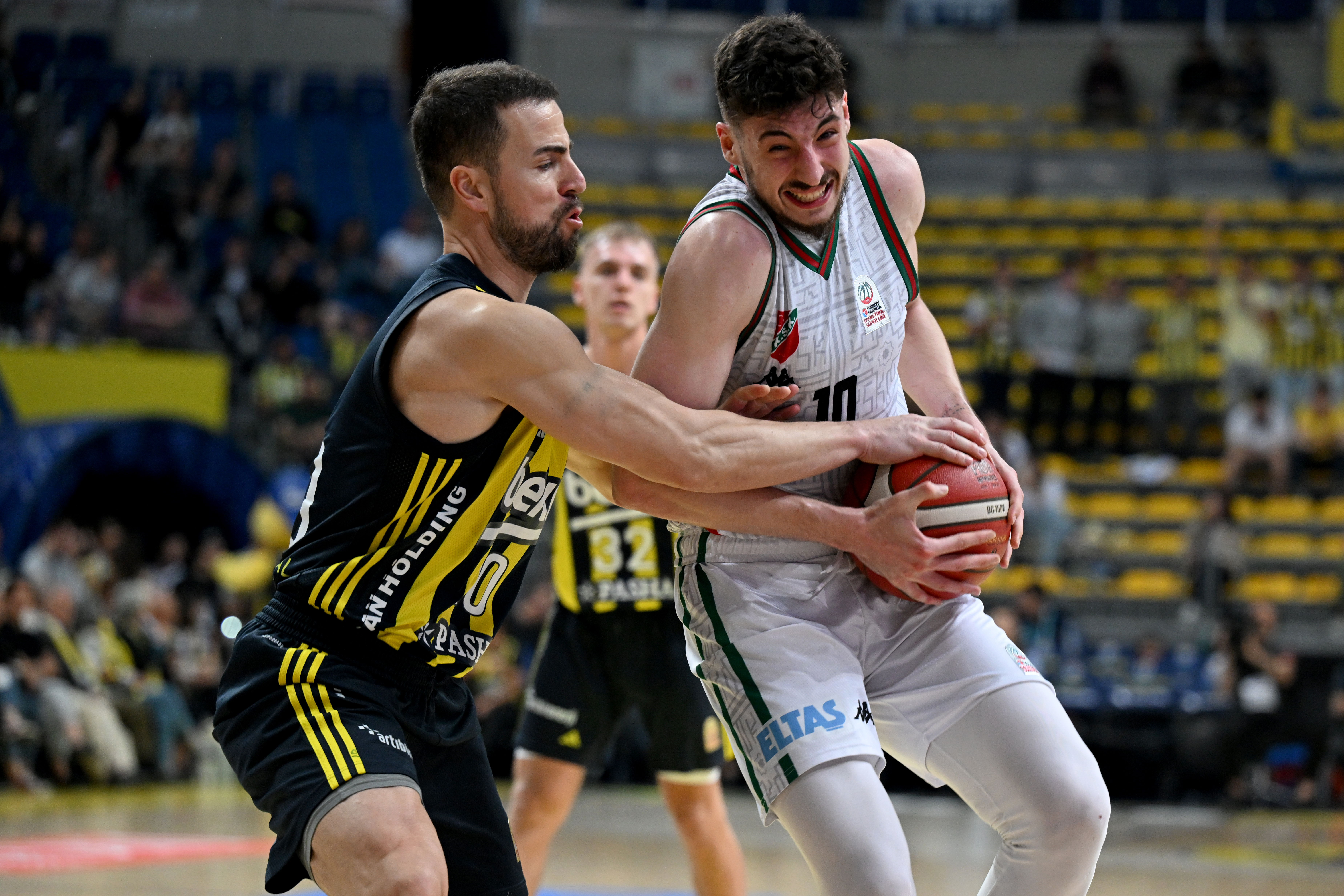 Fenerbahçe Beko evinde hata yapmadı