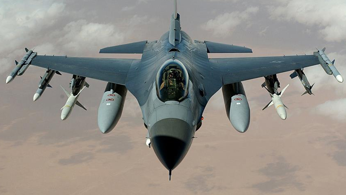 F-16'lar yörüngeyi İsrail'e çevirdi: Kendi topraklarını bombaladı!