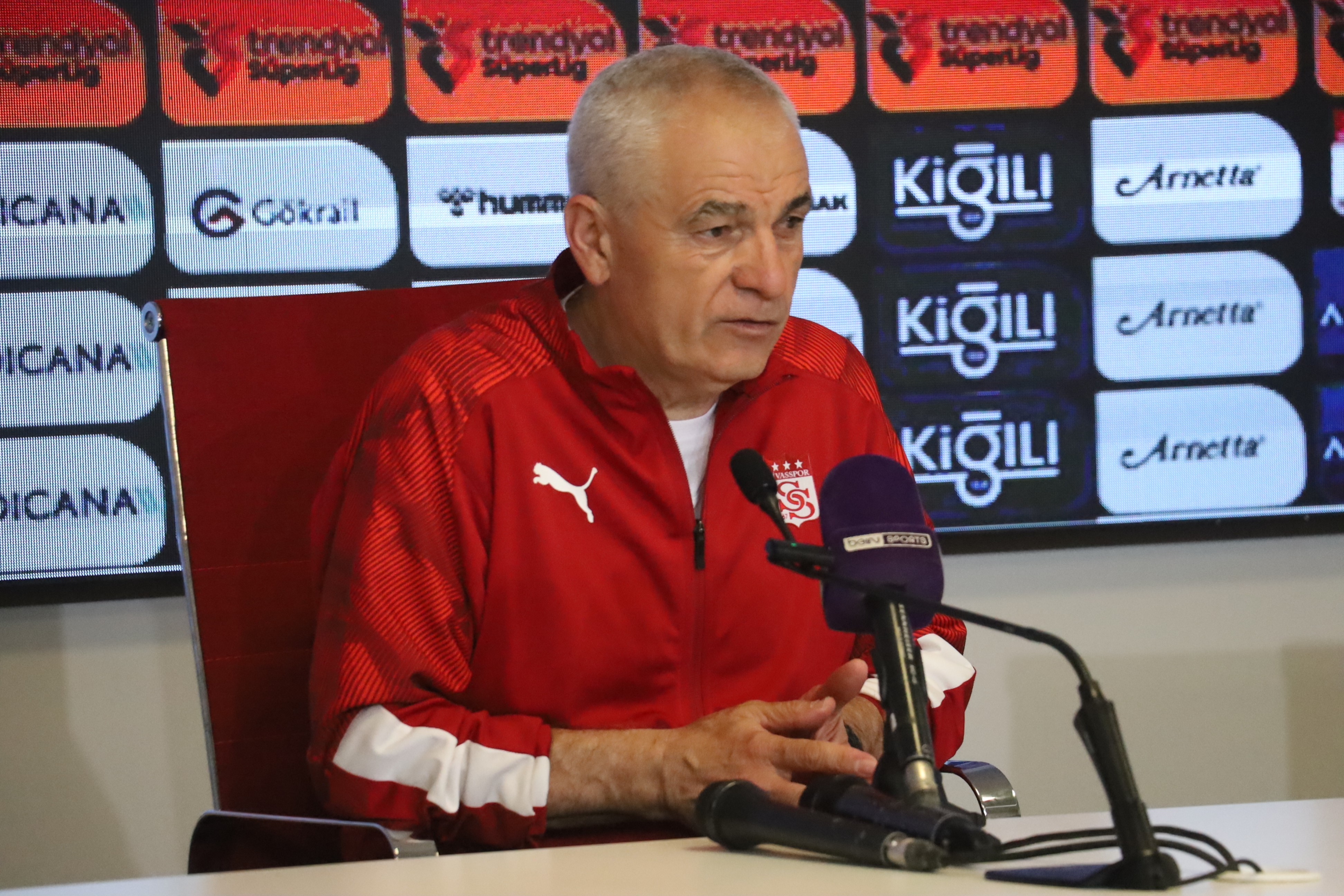 Rıza Çalımbay: Hakem arkadaşa çok kızdım