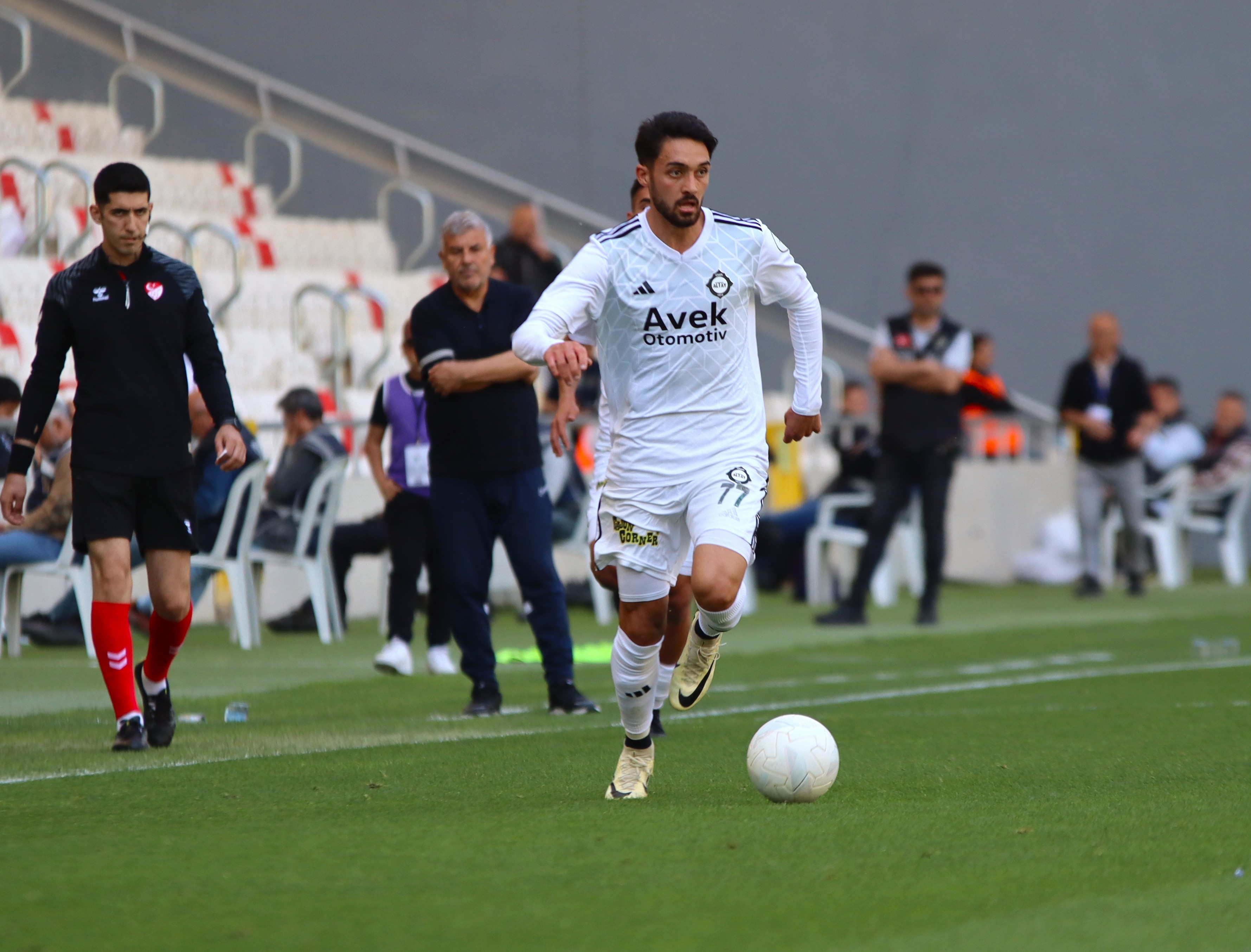 Altay'ın yıldız oyuncusu Onur Efe serbest kalıyor