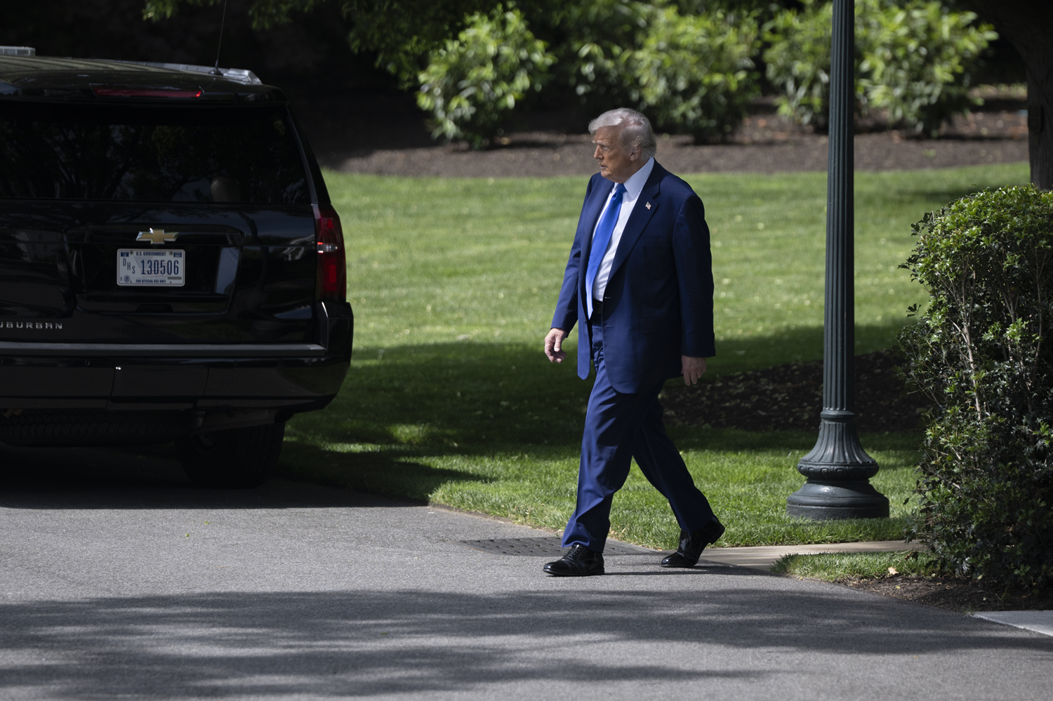 Trump'ın Orta Doğu ziyareti tartışmalı başladı! Başkanlık uçağına alınmadılar