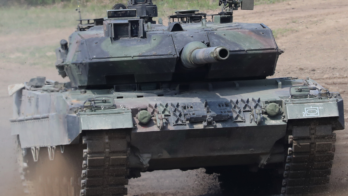 Toplam değeri 2.5 milyar euro! 46 adet Leopard 2A8 tankı geliyor